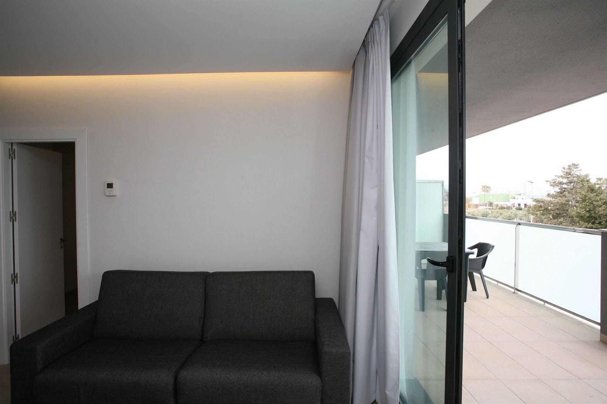 Aparthotel Playa Oliva Eksteriør bilde